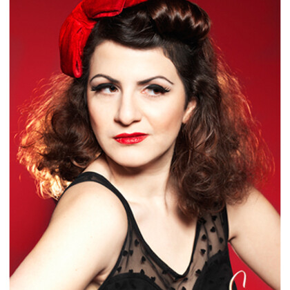 Valentina del Pearls, effeuilleuse burlesque