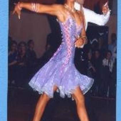 Danse à deux cours a chateau Arlens, Ballroom dancing in the Gers
