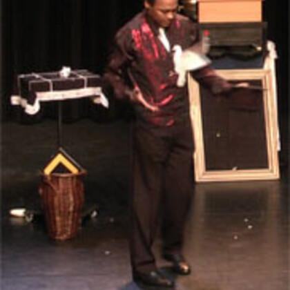 Patrick Bièques Magicien Spectacle de magie grande illusion à Mennecy 91 samedi 25 février 2012 à 14h30