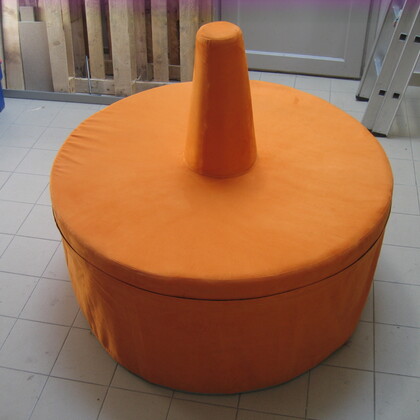 Pouf unique en microfibre orange