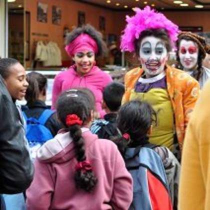 Stages artistiques (musique, chant, théâtre) pour enfants