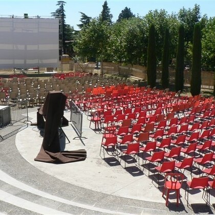 Recherche artistes du spectacle vivant et films pour festivals cinéma et arts pluridisciplinaires 2011