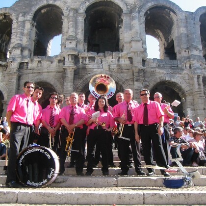 Groupe festif et déambulatoire