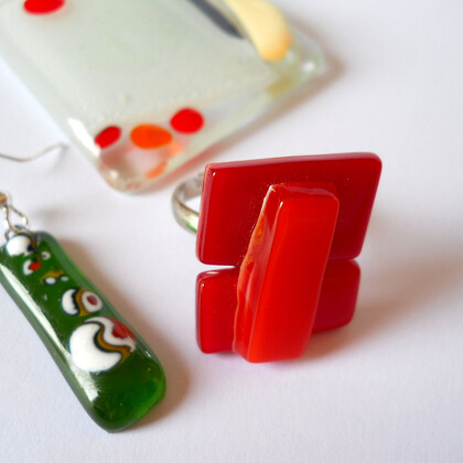 création de bijoux en verre