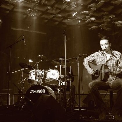 Gorgeous, songwriter pop&folk, cherche dates de concerts, festivals...