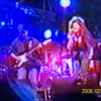 groupe electro rock cherche concert et tourneur