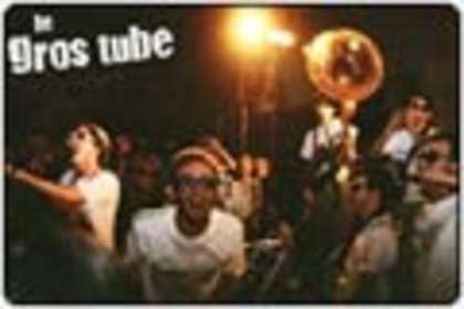 Animation musicale, jazz manouche, fanfare avec l'association LE BUS