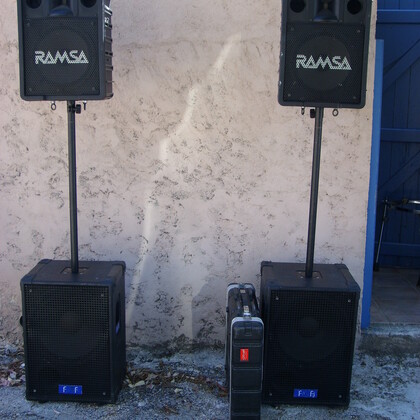 Vends sono complète