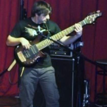 bassiste pro cherche orchestre 