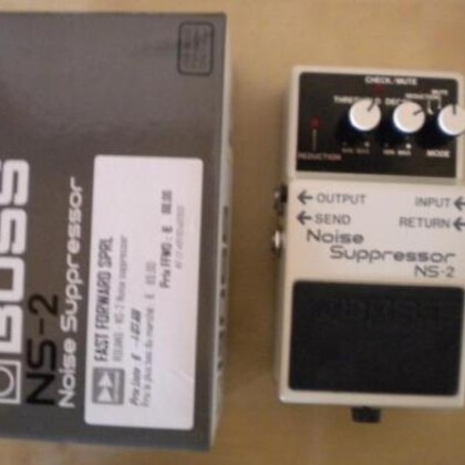boss NS-2 Noise suppressor (pédale effet guitar)