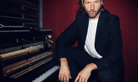 Claviériste / pianiste pro disponible immédiatement