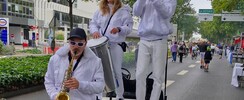 Cie WIM PERCUSSION  - TRIO FANFARE saxo trombone percu tambour